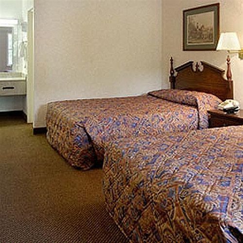 Econo Lodge Forest City Exteriér fotografie