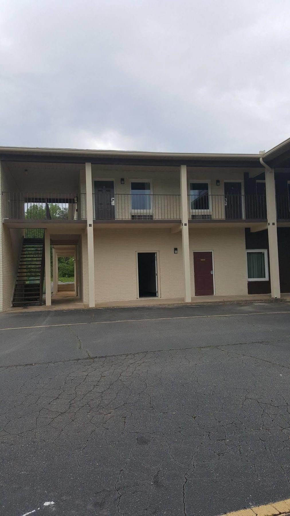 Econo Lodge Forest City Exteriér fotografie